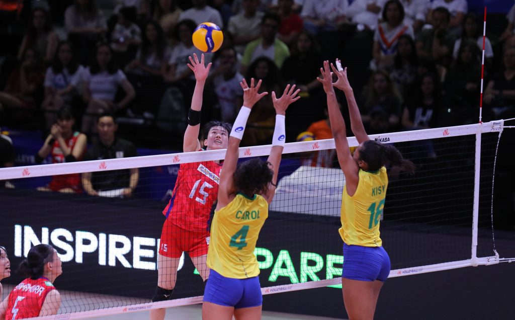 FIVB Milletler Ligi Finalleri’nde İlk Yarı Finalistler. Brazil and Serbia were the teams that advanced to the semi-finals.