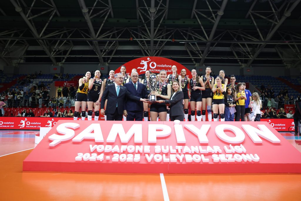Türkiye’nin En Büyüğü, Şampiyon VakıfBank